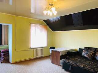 Хостелы Mukarama-Apa Бишкек Односпальная кровать в общем номере для мужчин и женщин-5